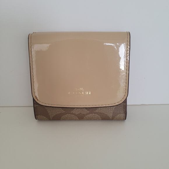 Coach Wallet Crossgrain Leather Tan Card Small Tifold Compact Beige Damaged - Picture 1 of 10